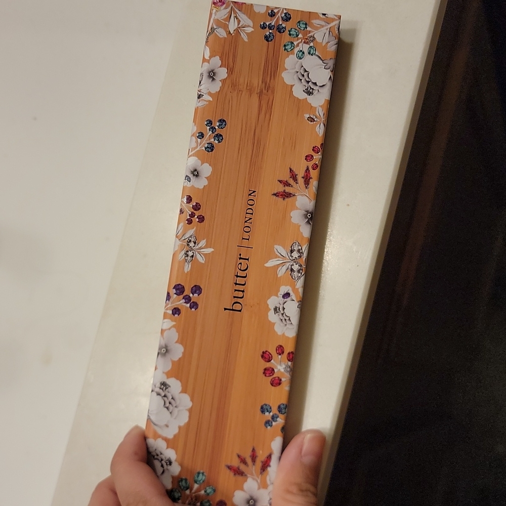 Butter London Eyeshadow Palette- Natural Goddess